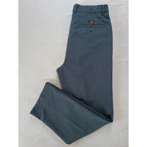 Ashworth Schoeller Dryskin Single Pleat Chino Pants. Tag 80, Actual 30X30. EUC!!